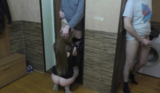 Русская одному отсосала а второму дала в пизду