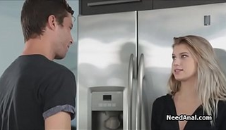 После длительного минета член оприходовал анал