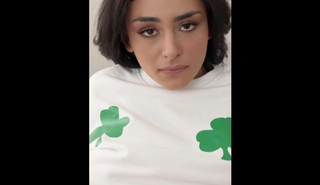 Подросток с большими сиськами выражает любовь к члену сводного брата к