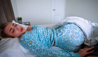 Шлюховатая мачеха разбудила меня лучшим способом