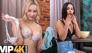 Русские лесби с твердыми натуральными буферами вылизываются веселясь